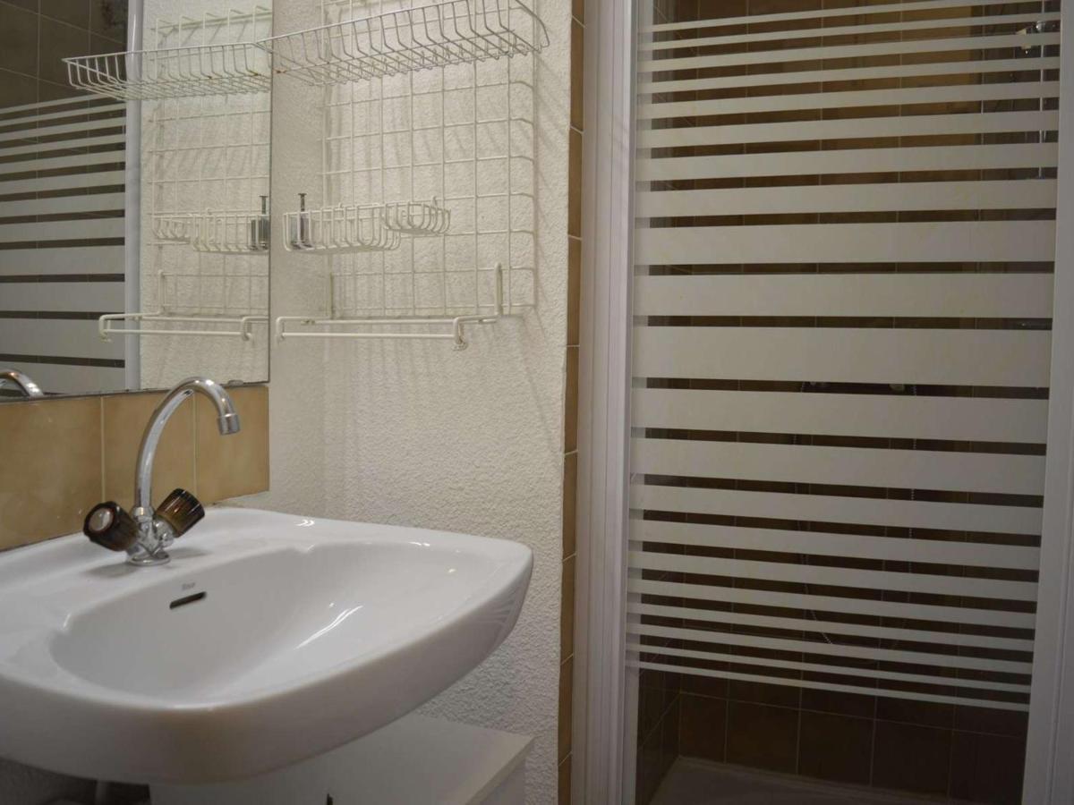 Studio Cabine A St-Raphael Avec Terrasse Et Parking, A 100M De La Plage - Fr-1-226A-23 Saint-Raphael  Luaran gambar