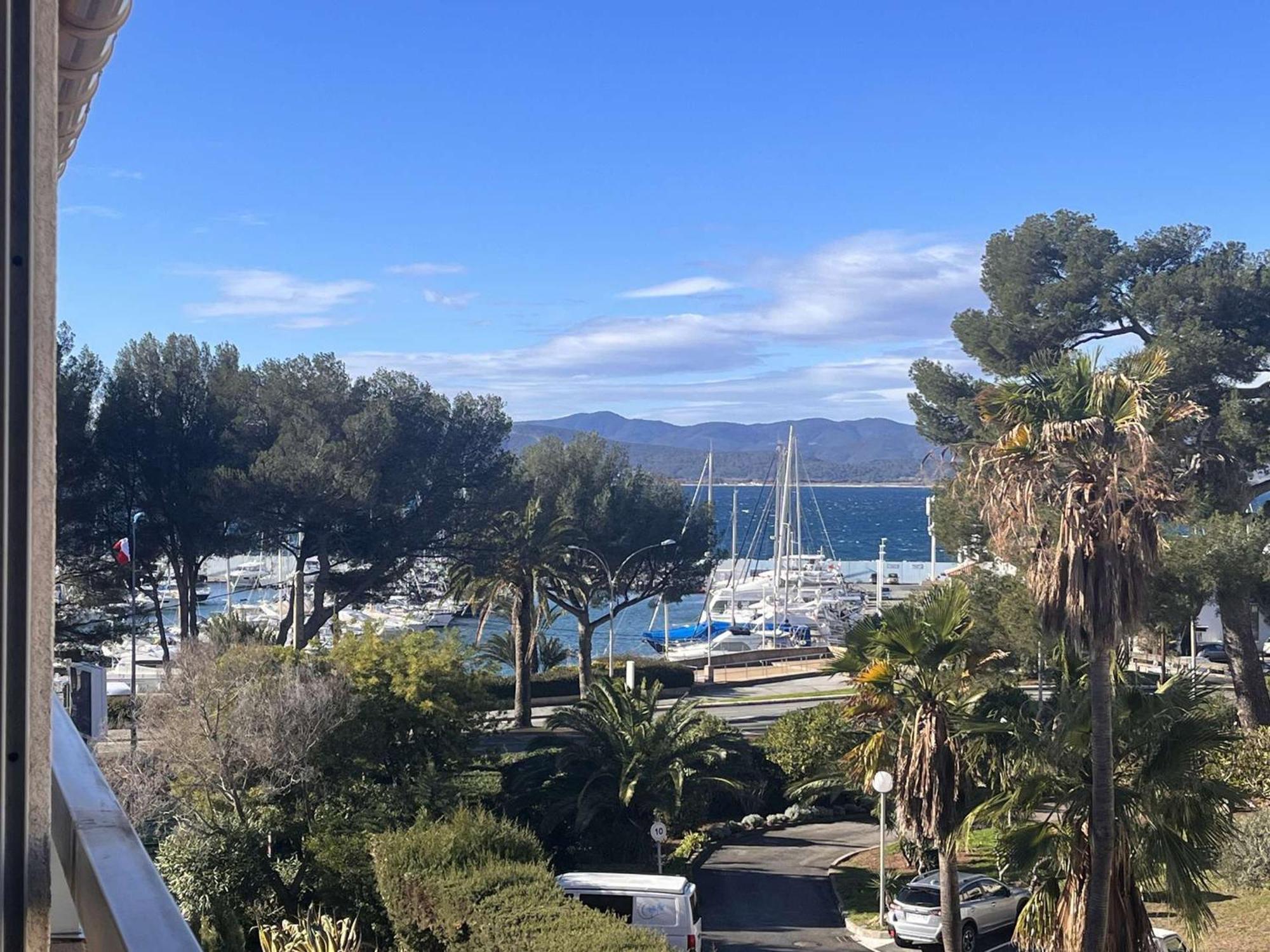 Studio Cabine A St-Raphael Avec Terrasse Et Parking, A 100M De La Plage - Fr-1-226A-23 Saint-Raphael  Luaran gambar