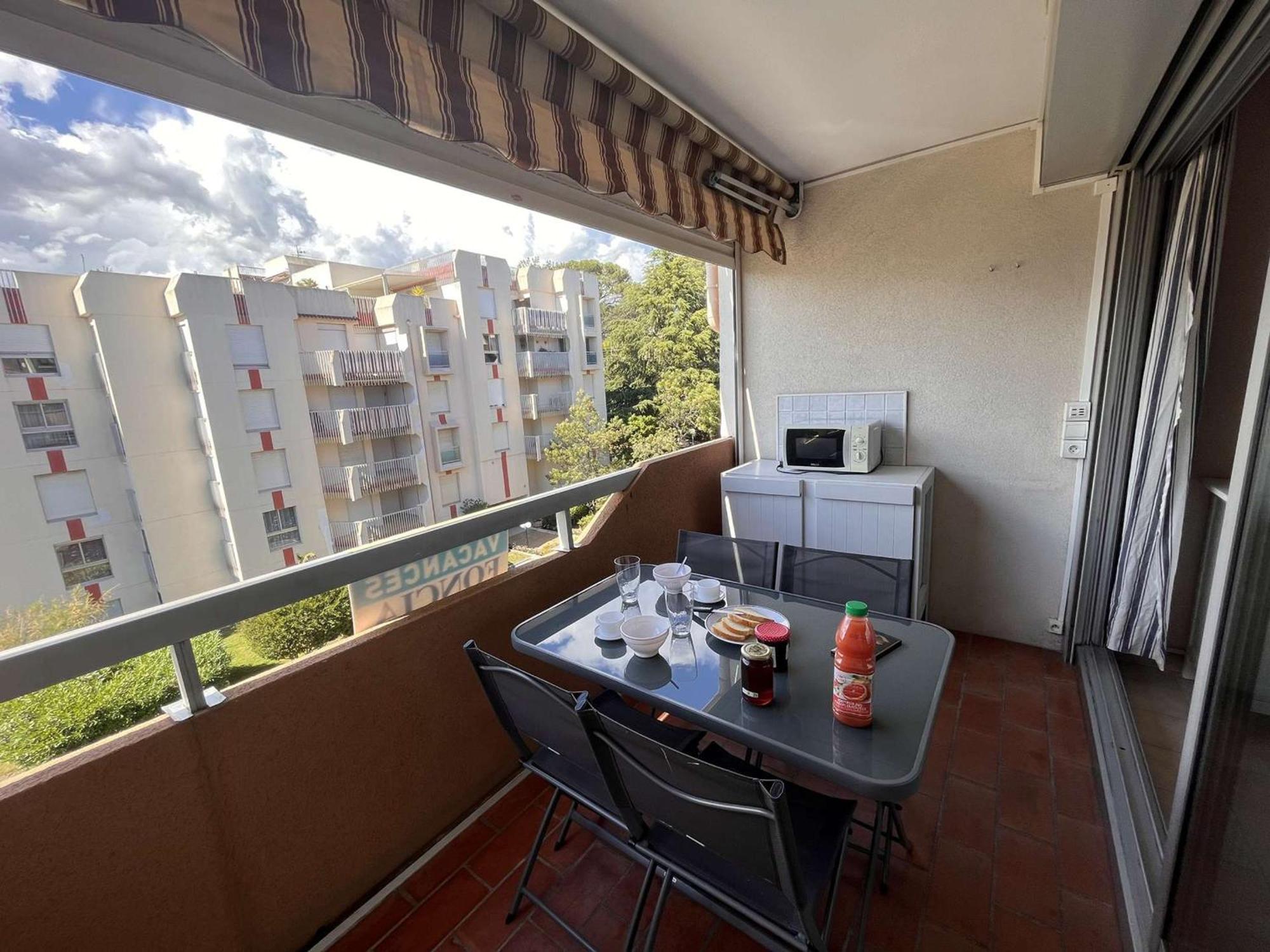 Studio Cabine A St-Raphael Avec Terrasse Et Parking, A 100M De La Plage - Fr-1-226A-23 Saint-Raphael  Luaran gambar